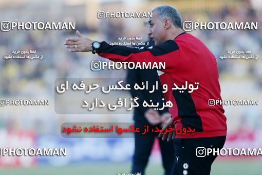 1330110, Masjed Soleyman, , لیگ برتر فوتبال ایران، Persian Gulf Cup، Week 14، First Leg، Naft M Soleyman 1 v 0 Paykan on 2018/11/30 at Behnam Mohammadi Stadium