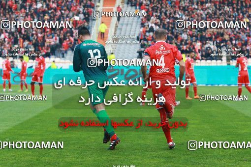 1330680, Tehran, Iran, لیگ برتر فوتبال ایران، Persian Gulf Cup، Week 11، First Leg، Persepolis 1 v 0 Zob Ahan Esfahan on 2018/12/04 at Azadi Stadium
