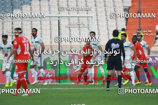 1330649, Tehran, Iran, لیگ برتر فوتبال ایران، Persian Gulf Cup، Week 11، First Leg، Persepolis 1 v 0 Zob Ahan Esfahan on 2018/12/04 at Azadi Stadium