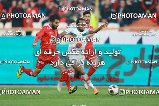 1330622, Tehran, Iran, لیگ برتر فوتبال ایران، Persian Gulf Cup، Week 11، First Leg، Persepolis 1 v 0 Zob Ahan Esfahan on 2018/12/04 at Azadi Stadium
