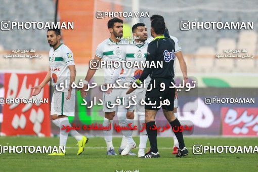 1330587, Tehran, Iran, لیگ برتر فوتبال ایران، Persian Gulf Cup، Week 11، First Leg، Persepolis 1 v 0 Zob Ahan Esfahan on 2018/12/04 at Azadi Stadium