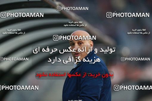 1330838, Tehran, Iran, لیگ برتر فوتبال ایران، Persian Gulf Cup، Week 11، First Leg، Persepolis 1 v 0 Zob Ahan Esfahan on 2018/12/04 at Azadi Stadium