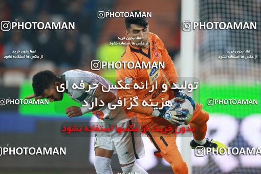 1330799, Tehran, Iran, لیگ برتر فوتبال ایران، Persian Gulf Cup، Week 11، First Leg، Persepolis 1 v 0 Zob Ahan Esfahan on 2018/12/04 at Azadi Stadium