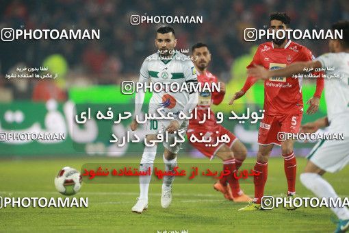 1330928, Tehran, Iran, لیگ برتر فوتبال ایران، Persian Gulf Cup، Week 11، First Leg، Persepolis 1 v 0 Zob Ahan Esfahan on 2018/12/04 at Azadi Stadium