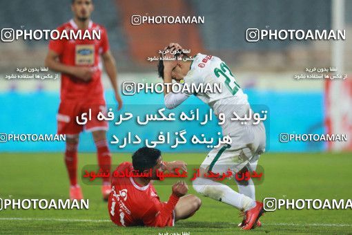 1330764, Tehran, Iran, لیگ برتر فوتبال ایران، Persian Gulf Cup، Week 11، First Leg، Persepolis 1 v 0 Zob Ahan Esfahan on 2018/12/04 at Azadi Stadium