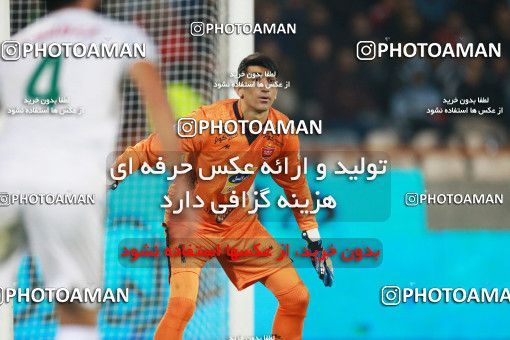1331245, Tehran, Iran, لیگ برتر فوتبال ایران، Persian Gulf Cup، Week 11، First Leg، Persepolis 1 v 0 Zob Ahan Esfahan on 2018/12/04 at Azadi Stadium