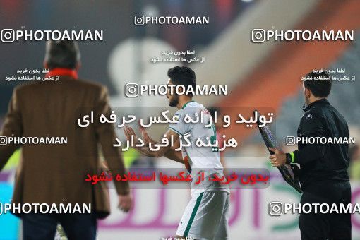1331284, Tehran, Iran, لیگ برتر فوتبال ایران، Persian Gulf Cup، Week 11، First Leg، Persepolis 1 v 0 Zob Ahan Esfahan on 2018/12/04 at Azadi Stadium