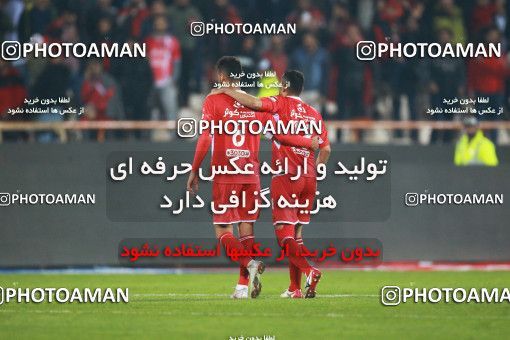 1331251, Tehran, Iran, لیگ برتر فوتبال ایران، Persian Gulf Cup، Week 11، First Leg، Persepolis 1 v 0 Zob Ahan Esfahan on 2018/12/04 at Azadi Stadium