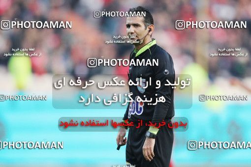 1409271, Tehran, Iran, لیگ برتر فوتبال ایران، Persian Gulf Cup، Week 11، First Leg، Persepolis 1 v 0 Zob Ahan Esfahan on 2018/12/04 at Azadi Stadium