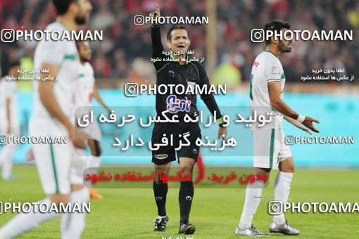 1409226, Tehran, Iran, لیگ برتر فوتبال ایران، Persian Gulf Cup، Week 11، First Leg، Persepolis 1 v 0 Zob Ahan Esfahan on 2018/12/04 at Azadi Stadium