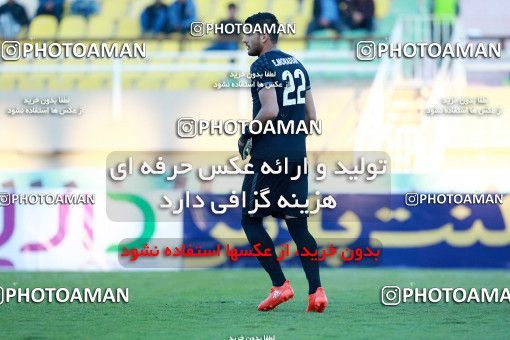 1331824, لیگ برتر فوتبال ایران، Persian Gulf Cup، Week 14، First Leg، 2018/11/28، Ahvaz، Ahvaz Ghadir Stadium، Foulad Khouzestan 1 - ۱ Zob Ahan Esfahan
