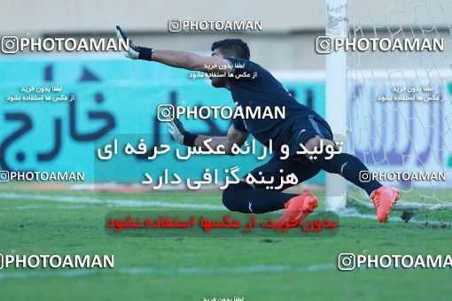 1331769, لیگ برتر فوتبال ایران، Persian Gulf Cup، Week 14، First Leg، 2018/11/28، Ahvaz، Ahvaz Ghadir Stadium، Foulad Khouzestan 1 - ۱ Zob Ahan Esfahan