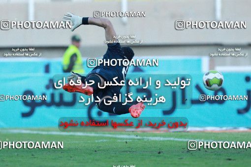 1331954, لیگ برتر فوتبال ایران، Persian Gulf Cup، Week 14، First Leg، 2018/11/28، Ahvaz، Ahvaz Ghadir Stadium، Foulad Khouzestan 1 - ۱ Zob Ahan Esfahan