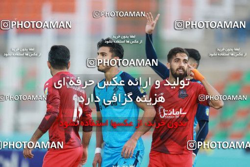 1333195, Tehran,Shahr Qods, , لیگ برتر فوتبال ایران، Persian Gulf Cup، Week 15، First Leg، Paykan 0 v 1 Nassaji Qaemshahr on 2018/12/06 at Shahr-e Qods Stadium
