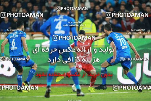 1396075, Tehran, , لیگ برتر فوتبال ایران، Persian Gulf Cup، Week 12، First Leg، Esteghlal 0 v 0 Padideh Mashhad on 2018/12/13 at Azadi Stadium
