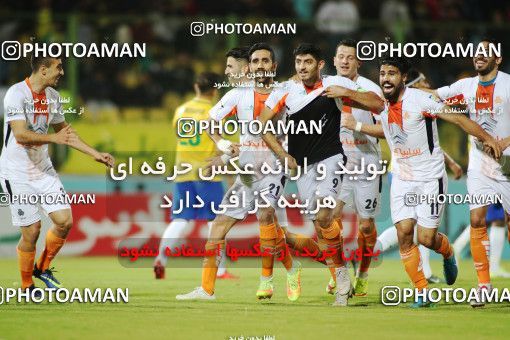 1405705, Abadan, , جام حذفی فوتبال ایران, Quarter-final, Khorramshahr Cup, Sanat Naft Abadan 1 v 3 Saipa on 2018/12/07 at Takhti Stadium Abadan