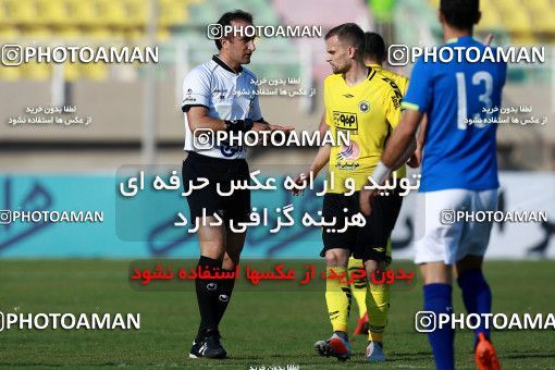 1348635, Ahvaz, , لیگ برتر فوتبال ایران، Persian Gulf Cup، Week 15، First Leg، Esteghlal Khouzestan 1 v 1 Sepahan on 2018/12/15 at Ahvaz Ghadir Stadium
