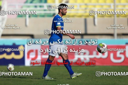 1348640, Ahvaz, , لیگ برتر فوتبال ایران، Persian Gulf Cup، Week 15، First Leg، Esteghlal Khouzestan 1 v 1 Sepahan on 2018/12/15 at Ahvaz Ghadir Stadium