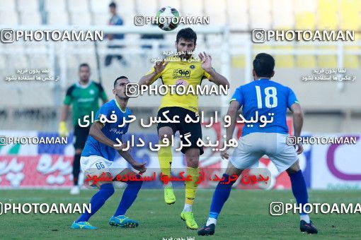 1348685, Ahvaz, , لیگ برتر فوتبال ایران، Persian Gulf Cup، Week 15، First Leg، Esteghlal Khouzestan 1 v 1 Sepahan on 2018/12/15 at Ahvaz Ghadir Stadium
