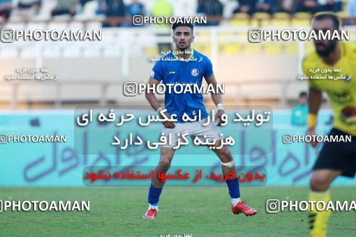 1348737, Ahvaz, , لیگ برتر فوتبال ایران، Persian Gulf Cup، Week 15، First Leg، Esteghlal Khouzestan 1 v 1 Sepahan on 2018/12/15 at Ahvaz Ghadir Stadium