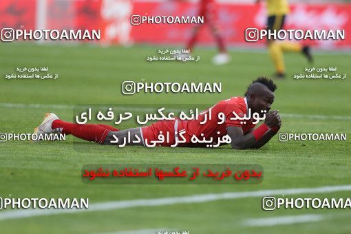 1694522, Tehran, , لیگ برتر فوتبال ایران، Persian Gulf Cup، Week 15، First Leg، Persepolis 3 v 1 Pars Jonoubi Jam on 2018/12/14 at Azadi Stadium