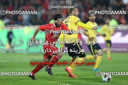 1694565, Tehran, , لیگ برتر فوتبال ایران، Persian Gulf Cup، Week 15، First Leg، Persepolis 3 v 1 Pars Jonoubi Jam on 2018/12/14 at Azadi Stadium