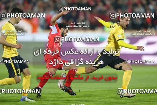 1694511, Tehran, , لیگ برتر فوتبال ایران، Persian Gulf Cup، Week 15، First Leg، Persepolis 3 v 1 Pars Jonoubi Jam on 2018/12/14 at Azadi Stadium