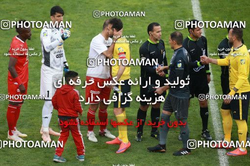 1349114, Tehran, , لیگ برتر فوتبال ایران، Persian Gulf Cup، Week 15، First Leg، Persepolis 3 v 1 Pars Jonoubi Jam on 2018/12/14 at Azadi Stadium