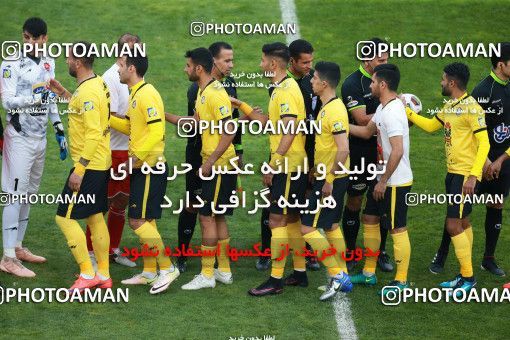 1349165, Tehran, , لیگ برتر فوتبال ایران، Persian Gulf Cup، Week 15، First Leg، Persepolis 3 v 1 Pars Jonoubi Jam on 2018/12/14 at Azadi Stadium