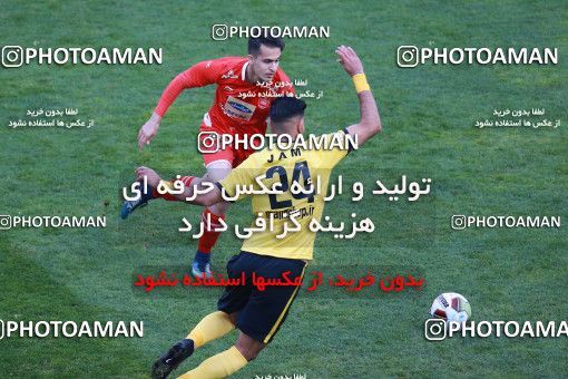 1349122, Tehran, , لیگ برتر فوتبال ایران، Persian Gulf Cup، Week 15، First Leg، Persepolis 3 v 1 Pars Jonoubi Jam on 2018/12/14 at Azadi Stadium