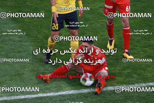 1349254, Tehran, , لیگ برتر فوتبال ایران، Persian Gulf Cup، Week 15، First Leg، Persepolis 3 v 1 Pars Jonoubi Jam on 2018/12/14 at Azadi Stadium