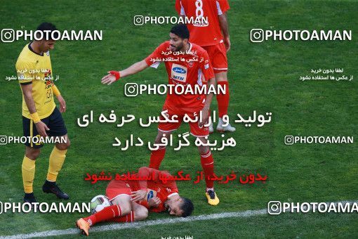 1349135, Tehran, , لیگ برتر فوتبال ایران، Persian Gulf Cup، Week 15، First Leg، Persepolis 3 v 1 Pars Jonoubi Jam on 2018/12/14 at Azadi Stadium