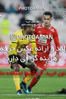1349348, Tehran, , لیگ برتر فوتبال ایران، Persian Gulf Cup، Week 15، First Leg، Persepolis 3 v 1 Pars Jonoubi Jam on 2018/12/14 at Azadi Stadium
