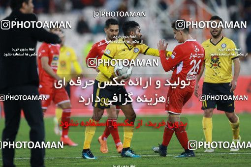 1349432, Tehran, , لیگ برتر فوتبال ایران، Persian Gulf Cup، Week 15، First Leg، Persepolis 3 v 1 Pars Jonoubi Jam on 2018/12/14 at Azadi Stadium