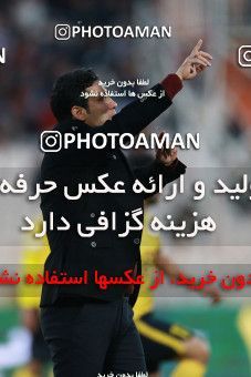 1349427, Tehran, , لیگ برتر فوتبال ایران، Persian Gulf Cup، Week 15، First Leg، Persepolis 3 v 1 Pars Jonoubi Jam on 2018/12/14 at Azadi Stadium