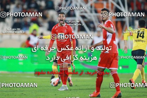 1349287, Tehran, , لیگ برتر فوتبال ایران، Persian Gulf Cup، Week 15، First Leg، Persepolis 3 v 1 Pars Jonoubi Jam on 2018/12/14 at Azadi Stadium