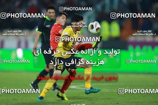 1349439, Tehran, , لیگ برتر فوتبال ایران، Persian Gulf Cup، Week 15، First Leg، Persepolis 3 v 1 Pars Jonoubi Jam on 2018/12/14 at Azadi Stadium