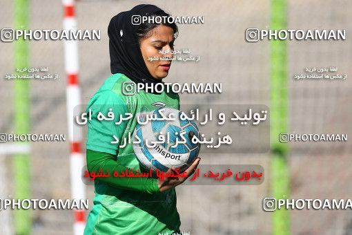 1360812, Isfahan, Iran, لیگ برتر فوتبال بانوان ایران، ، Week 4، First Leg، Zob Ahan Isfahan 5 v 0  on 2018/12/28 at Shafagh Stadium