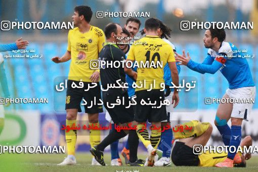 1372985, Tehran,Shahr Qods, , لیگ برتر فوتبال ایران، Persian Gulf Cup، Week 17، Second Leg، Paykan 0 v 1 Sepahan on 2019/02/15 at Shahr-e Qods Stadium