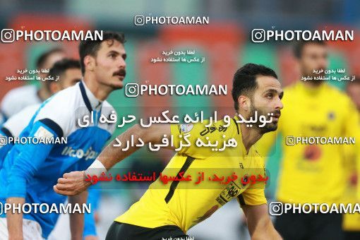 1372976, Tehran,Shahr Qods, , لیگ برتر فوتبال ایران، Persian Gulf Cup، Week 17، Second Leg، Paykan 0 v 1 Sepahan on 2019/02/15 at Shahr-e Qods Stadium