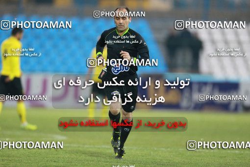 1372946, Tehran,Shahr Qods, , لیگ برتر فوتبال ایران، Persian Gulf Cup، Week 17، Second Leg، Paykan 0 v 1 Sepahan on 2019/02/15 at Shahr-e Qods Stadium