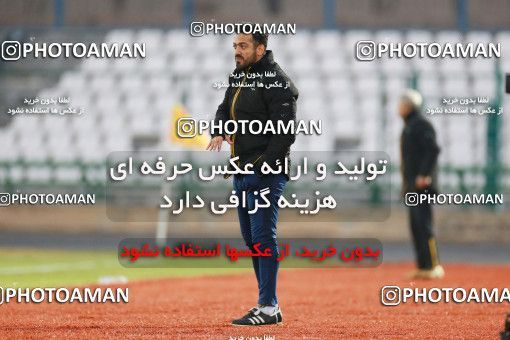 1373158, Tehran,Shahr Qods, , لیگ برتر فوتبال ایران، Persian Gulf Cup، Week 17، Second Leg، Paykan 0 v 1 Sepahan on 2019/02/15 at Shahr-e Qods Stadium