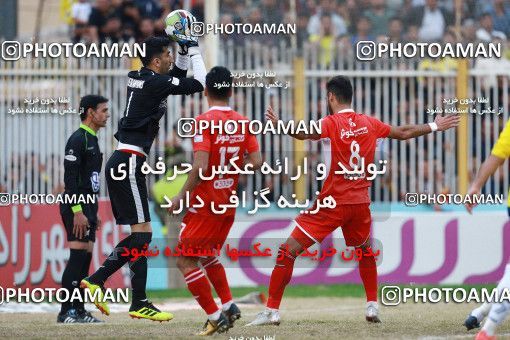 1378439, Masjed Soleyman, , لیگ برتر فوتبال ایران، Persian Gulf Cup، Week 19، Second Leg، Naft M Soleyman 0 v 0 Persepolis on 2019/02/23 at Behnam Mohammadi Stadium