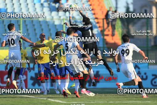 1383041, Abadan, , لیگ برتر فوتبال ایران، Persian Gulf Cup، Week 16، Second Leg، Sanat Naft Abadan 0 v 0 Sepahan on 2019/02/02 at Takhti Stadium Abadan