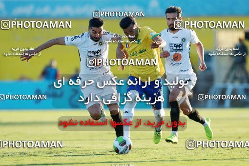 1382135, Abadan, , لیگ برتر فوتبال ایران، Persian Gulf Cup، Week 16، Second Leg، Sanat Naft Abadan 0 v 0 Sepahan on 2019/02/02 at Takhti Stadium Abadan