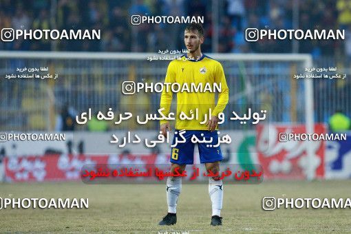 1382209, Masjed Soleyman, , لیگ برتر فوتبال ایران، Persian Gulf Cup، Week 17، Second Leg، Naft M Soleyman 1 v 1 Pars Jonoubi Jam on 2019/02/12 at Behnam Mohammadi Stadium