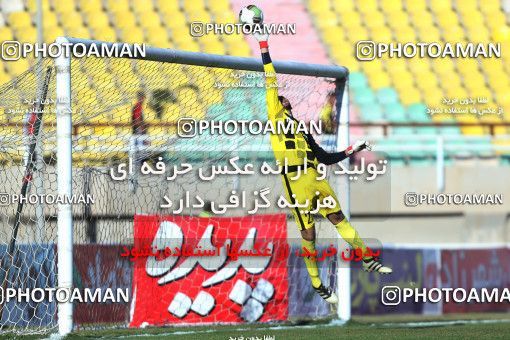 1386721, Ahvaz, , لیگ برتر فوتبال ایران، Persian Gulf Cup، Week 21، Second Leg، Esteghlal Khouzestan 0 v 1 Paykan on 2019/03/07 at Ahvaz Ghadir Stadium