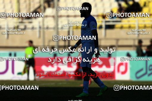 1386364, لیگ برتر فوتبال ایران، Persian Gulf Cup، Week 21، Second Leg، 2019/03/07، Ahvaz، Ahvaz Ghadir Stadium، Esteghlal Khouzestan 0 - ۱ Paykan