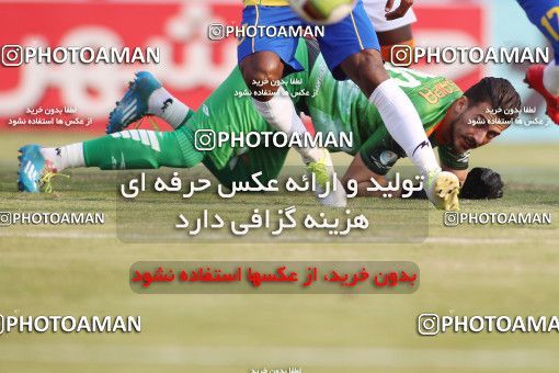1390203, Abadan, , لیگ برتر فوتبال ایران، Persian Gulf Cup، Week 15، First Leg، Sanat Naft Abadan 2 v 1 Saipa on 2018/12/14 at Takhti Stadium Abadan