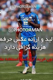 1394741, Tehran, , لیگ برتر فوتبال ایران، Persian Gulf Cup، Week 23، Second Leg، Persepolis 1 v 0 Esteghlal on 2019/03/30 at Azadi Stadium